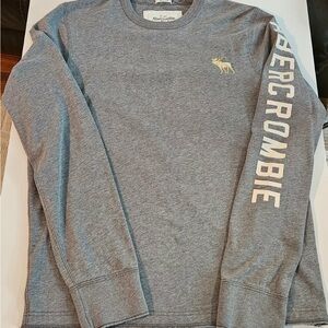 Abercrombie & Fitch Heather Gray Crewneck Sweater